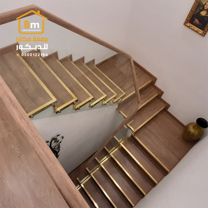 باركيه للدرج باركيه ضد الخدش باركيه دربزين